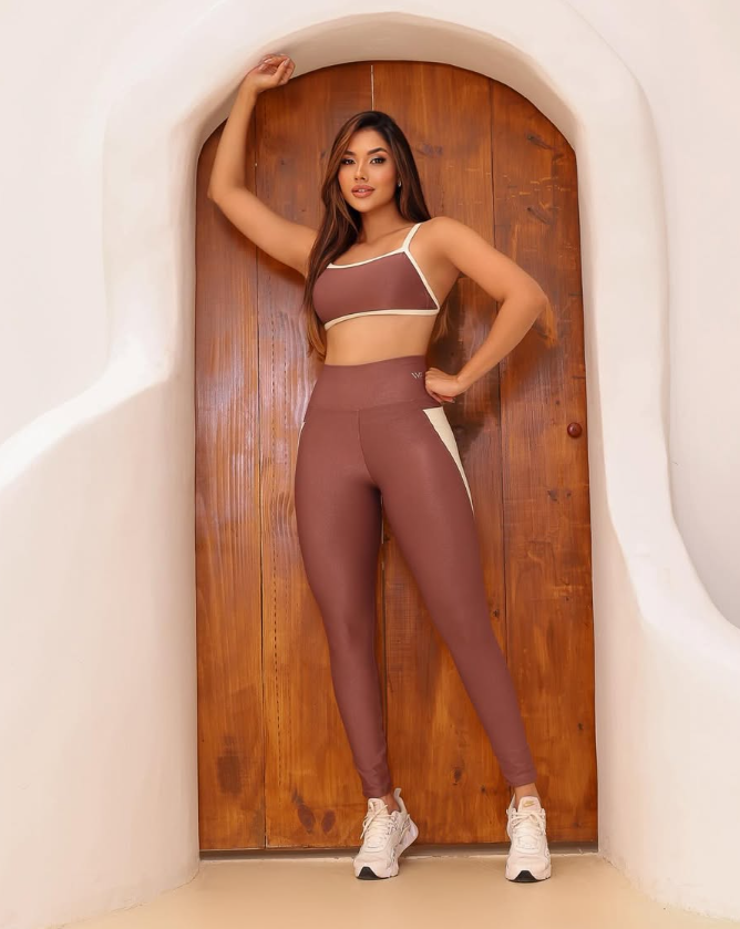 Conjunto Cross da WeeZeFit